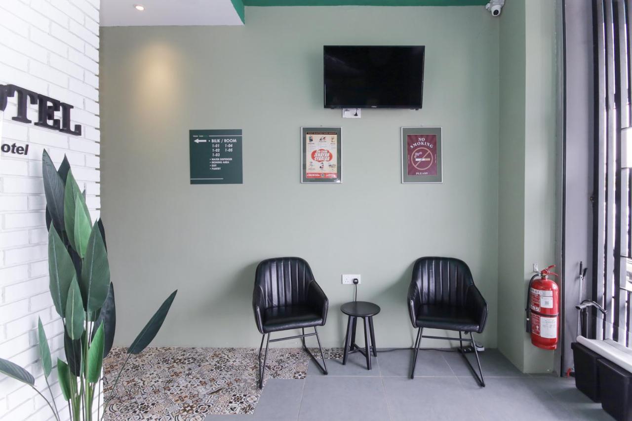 Oyo 90399 Green Home Hotel Syariah Σεπάνγκ Εξωτερικό φωτογραφία