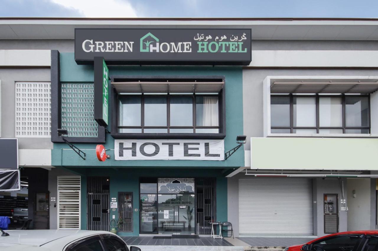 Oyo 90399 Green Home Hotel Syariah Σεπάνγκ Εξωτερικό φωτογραφία