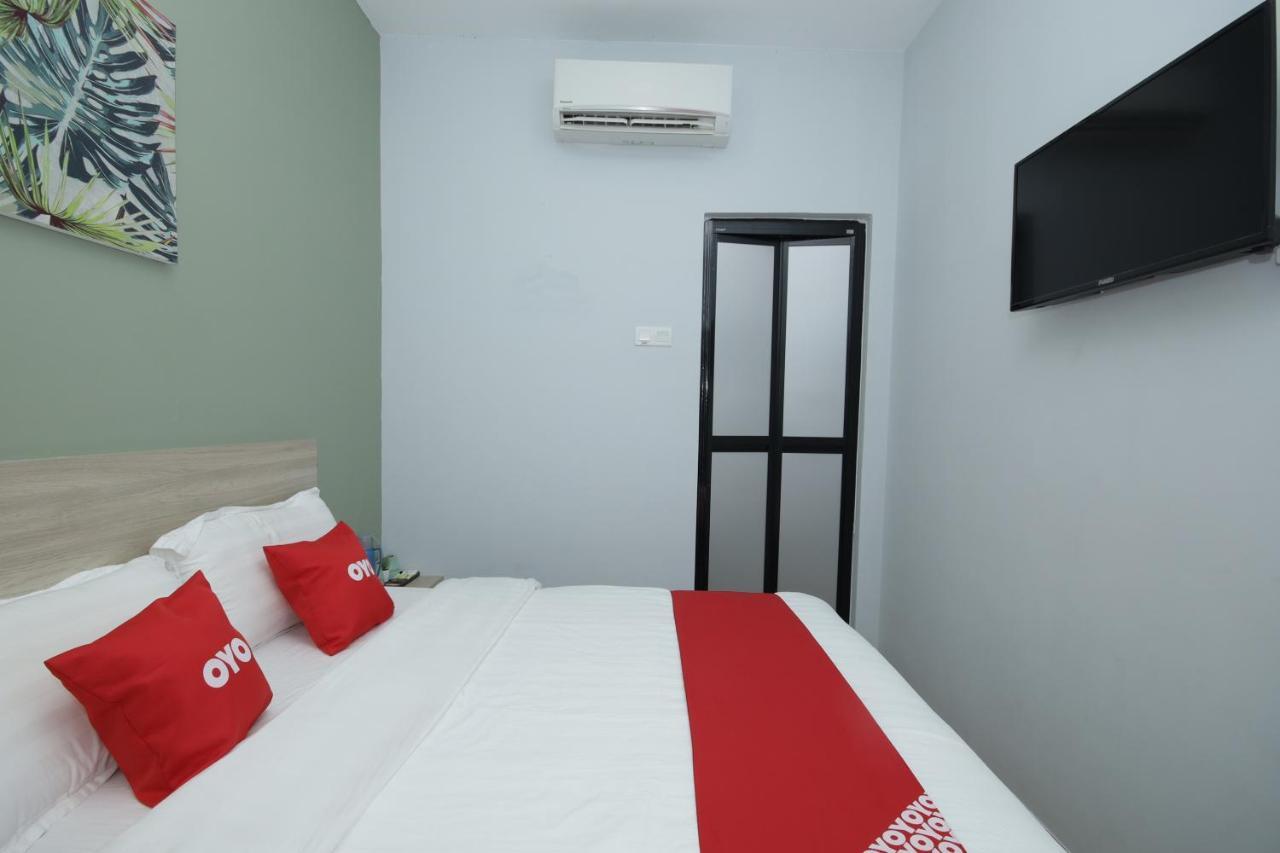 Oyo 90399 Green Home Hotel Syariah Σεπάνγκ Εξωτερικό φωτογραφία